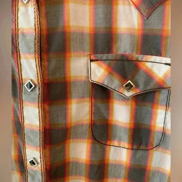 WRANGLERS Embroidered Rose  Western Long Sleeve Button Down - Picture 6 of 8